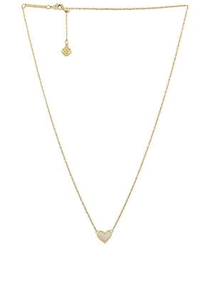 Kendra Scott Framed Ari Heart Necklace in Metallic Gold.