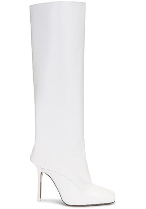THE ATTICO Sienna Boot in White - White. Size 36.5 (also in 40, 41).