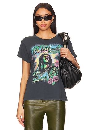 DAYDREAMER Bob Marley And The Wailers Sun Is Shining Tee in Black. Size L, M, S, XL.