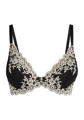 Wacoal Embrace Lace Underwired Plunge Bra
