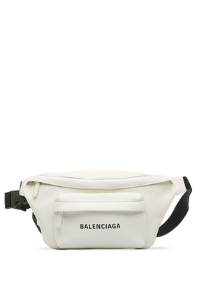 Balenciaga Pre-Owned Everyday belt bag - White