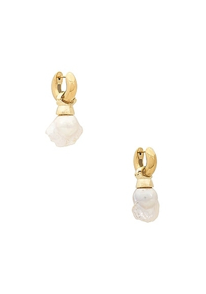 Eliou Stina Earrings in Gold Plated & Pearl - Metallic Gold. Size all.