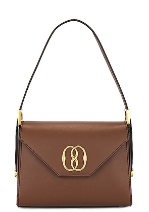 Bally Emblem Trazpeze Medium Bag in Cuero & Oro - Brown. Size all.