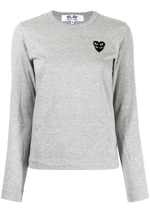 Comme Des Garçons Play chest logo-patch T-shirt - Grey