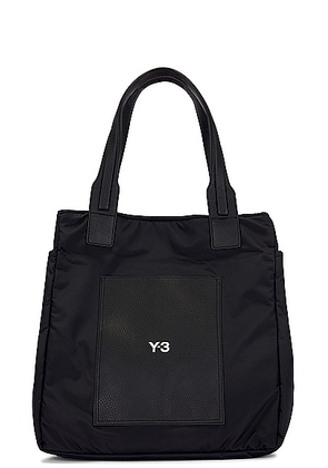 Y-3 Yohji Yamamoto Lux Bag in Black - Black. Size all.