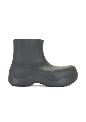 Bottega Veneta Puddle Ankle Boot in Camping - Grey. Size 40 (also in 44).