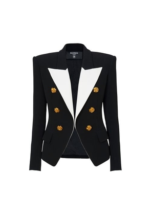 Cinched buttoned jacket
