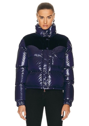 Moncler Narmada Jacket in Blue Navy - Navy. Size 3/L (also in ).