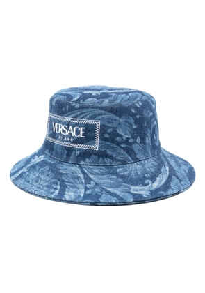 Versace Barocco pattern denim bucket hat - Blue