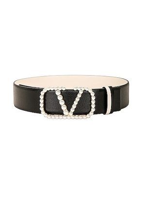 Valentino Garavani V Logo Signature 40 Reversible Belt in Nero & Light Ivory - Black. Size 70 (also in ).