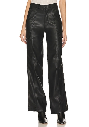 Hudson Jeans High Rise Faux Leather Wide Leg Cargo in Black. Size 24, 28, 29, 31, 32.