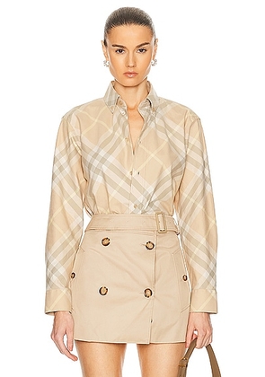 Burberry Button Down Top in Flax Check - Beige. Size 0 (also in 2, 4).
