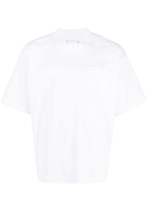 sacai logo-embroidered patch-pocket T-shirt - White