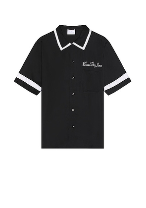 Blue Sky Inn Waiter Shirt in Black - Black. Size L (also in M, XL/1X).