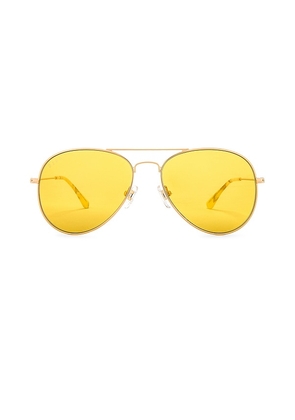 DIFF EYEWEAR Cruz Sunglasses in Yellow.