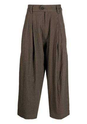 Ziggy Chen panelled pleated drop-crotch trousers - Brown