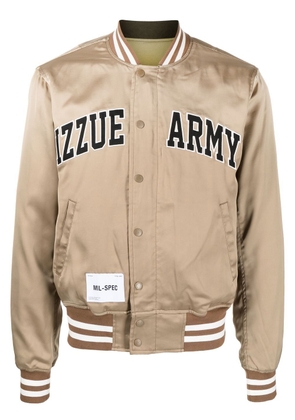 izzue Izzue Army slogan bomber jacket - Brown