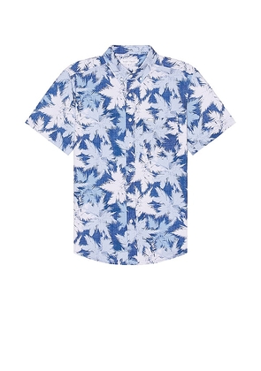 Vintage Summer Seersucker Button Up Shirt in Blue. Size M, S, XL/1X, XXL/2X.