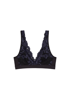 Wacoal Instant Icon Black Lace Soft-cup bra - S