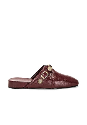 Balenciaga Cosy Cagole Mule in Burgundy & Antique Gold - Burgundy. Size 36 (also in 38.5, 40).