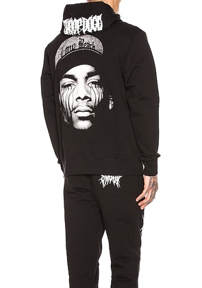 SSS World Corp SSSNOOP Tears Hoodie in Black & White - Black. Size L (also in M, S).