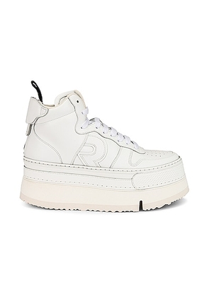R13 High Top Platform Sneaker in White Leather - White. Size 41 (also in ).