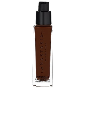 Anastasia Beverly Hills Luminous Foundation in 570N - Beauty: NA. Size all.