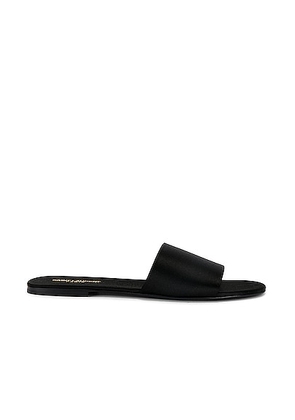 Saint Laurent Tail 05 in Nero - Black. Size 40 (also in 41, 42, 43, 44, 45).
