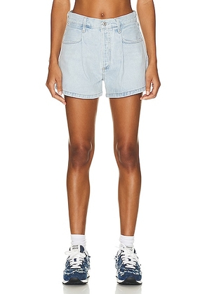 Citizens of Humanity Franca Pleated Baggy Short in Serenade - Blue. Size 30 (also in 27, 29, 33).