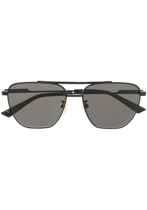 Bottega Veneta Eyewear pilot-style tinted sunglasses - Black