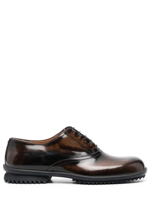 Maison Margiela numbers-embossed leather Derby shoes - Brown