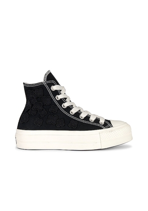 Converse Chuck Taylor All Star Lift Sneaker in Black. Size 10.5, 11, 8, 8.5, 9, 9.5.