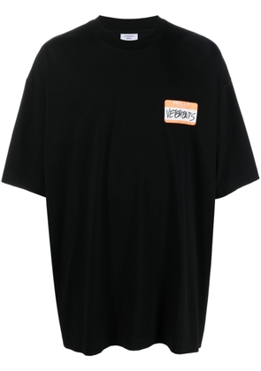 VETEMENTS logo-print ,cotton T-shirt - Black