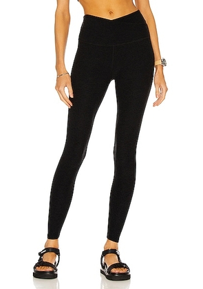 Beyond Yoga At Your Leisure Legging in Darkest Night - Black. Size L (also in M, S, XS).