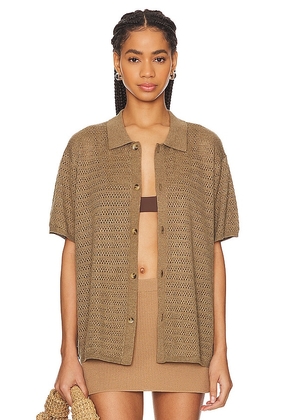 WAO Open Knit Short Sleeve Shirt in Brown. Size M, S, XL/1X, XS.