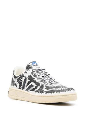 Marni logo-print lace-up sneakers - White