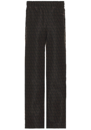 Valentino Pants in in Black - Charcoal. Size 48 (also in 46, 50).