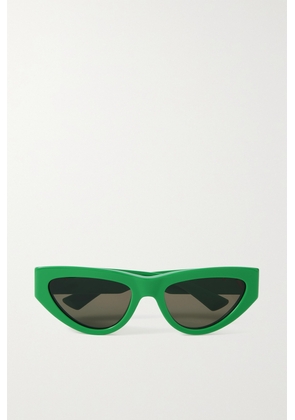 Bottega Veneta Eyewear - Triangle Cat-eye Acetate Sunglasses - Green - One size