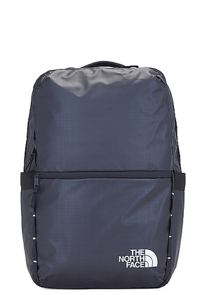 The North Face Base Camp Voyager Daypack in Tnf Black & Tnf White - Black. Size all.