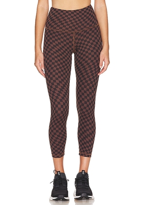 STRUT-THIS The Teagan 7/8 Legging in Chocolate. Size L, S, XL, XS.