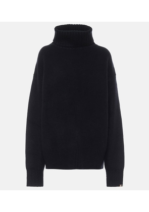 Extreme Cashmere N°20 Oversize Xtra turtleneck sweater