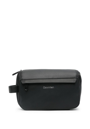 Calvin Klein embossed-logo wash bag - Black