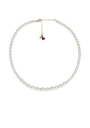 SHASHI Graduated Pearl Necklace in White.