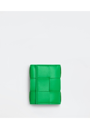 Bottega Veneta Cassette Tri-fold Zip Wallet - Green - Woman - Lamb Skin & Calf Skin
