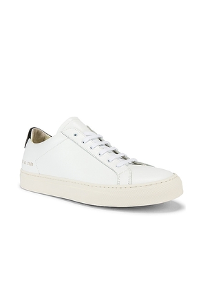 Common Projects Leather Achilles Retro Low in White. Size 41, 42, 43, 44, 45, 46.