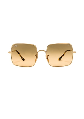 Ray-Ban Square Evolve in Metallic Gold.