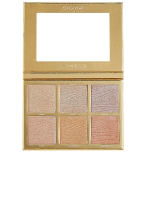 Sigma Beauty GlowKissed Highlight Palette in Beauty: NA.