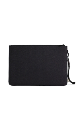 BEIS The BEISICS Laptop Pouch in Black.