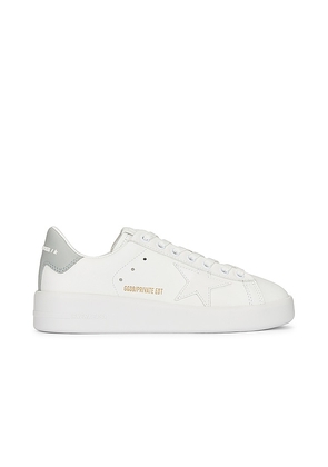 Golden Goose X Revolve Purestar Sneaker in White. Size 36, 37, 38, 39, 40.