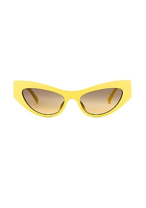 Dolce & Gabbana Cat Eye Sunglasses in Yellow - Yellow. Size all.